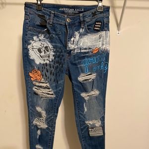 AMERICAN EAGLE SUPER STRETCH GRAFFITI JEANS (Rare)